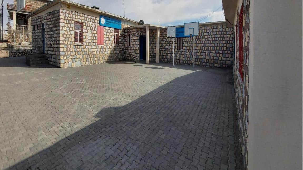 Kayatepe Sadi-Sabahattin Evrensel İlkokulu MARDİN SAVUR