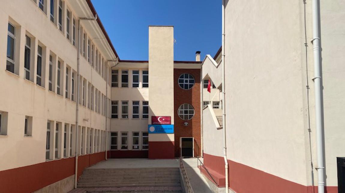 Müftü Mehmed Tevfik Ortaokulu AMASYA MERKEZ