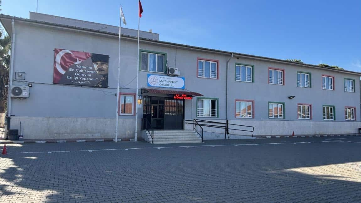 Sart Mahmut Ortaokulu MANİSA SALİHLİ