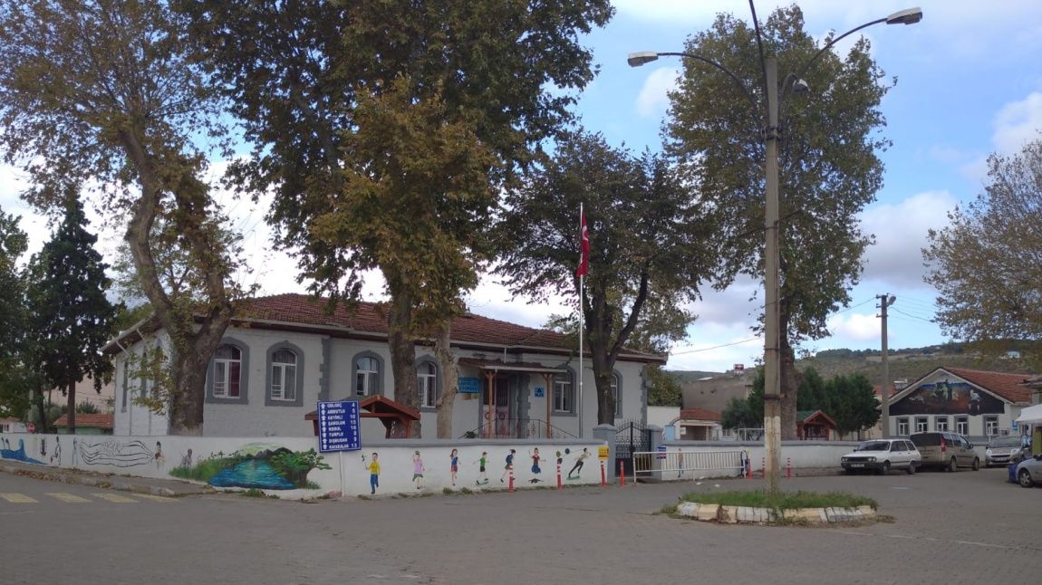 Sarıköy Atatürk İlkokulu BALIKESİR GÖNEN