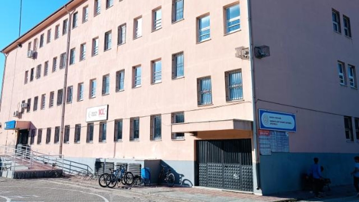 Barbaros Şehit Mehmet Savunmaz Ortaokulu MANİSA YUNUSEMRE