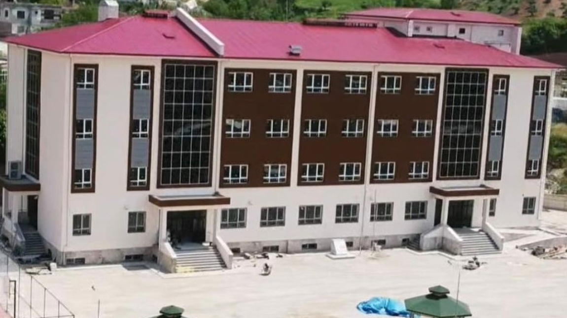 Elmalar Şehit Cihan Karabörk Ortaokulu KAHRAMANMARAŞ DULKADİROĞLU