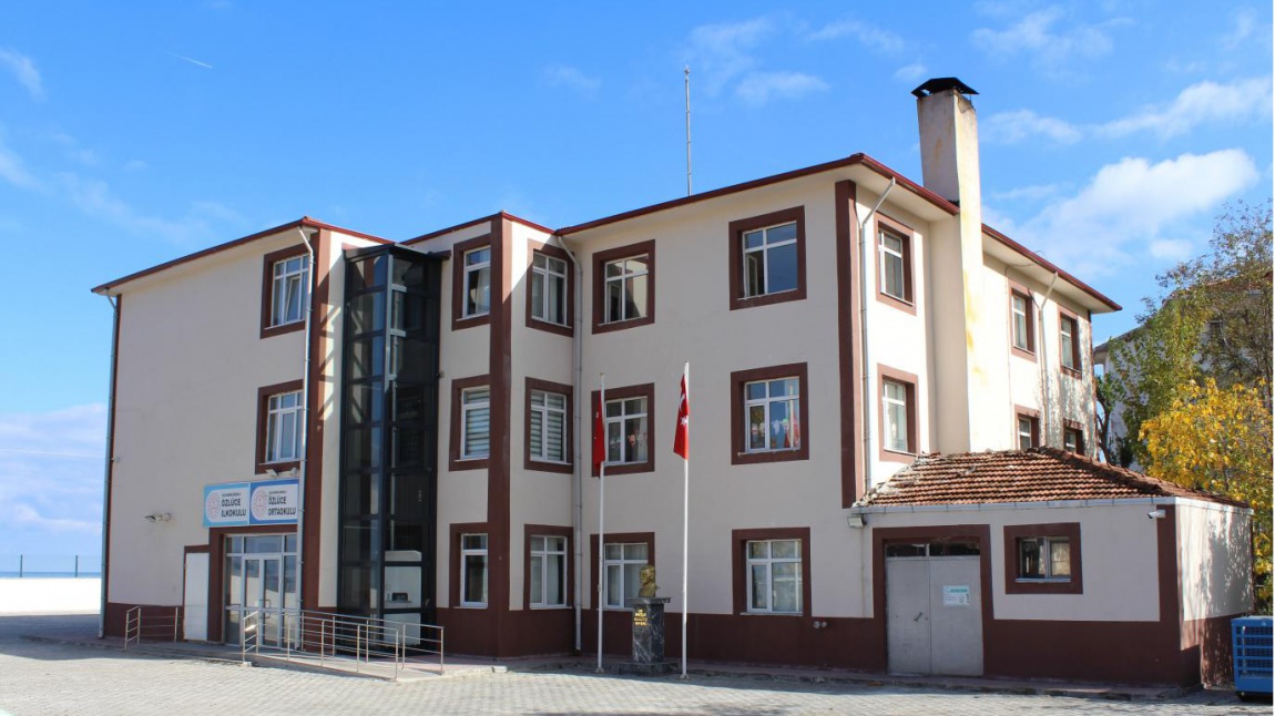 Özlüce İlkokulu KASTAMONU İNEBOLU