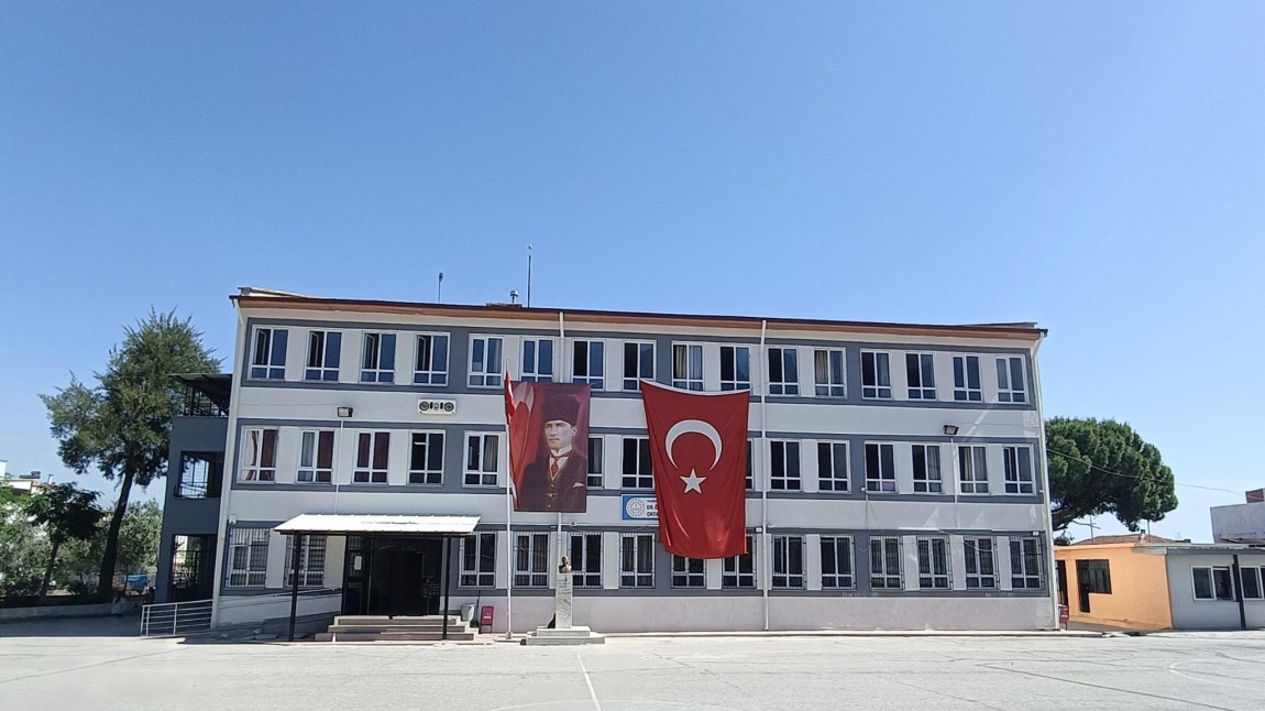 Dr. Ömer Faruk Meriç Ortaokulu MANİSA ŞEHZADELER