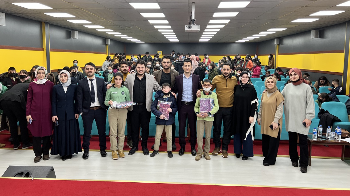 Şehit Uzman Ömer Güç Ortaokulu AĞRI TUTAK