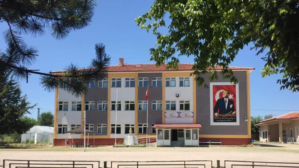Kayı İlkokulu KASTAMONU MERKEZ