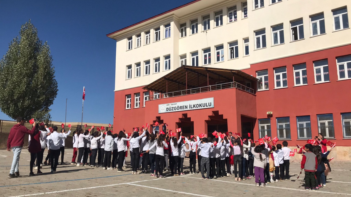 Düzgören İlkokulu AĞRI TAŞLIÇAY