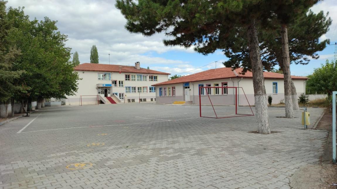 Sarıbuğday İlkokulu AMASYA MERZİFON