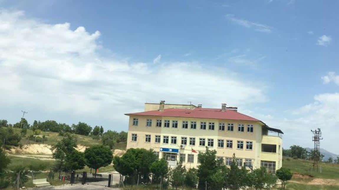 Kayacık Şehit Jandarma Çavuş İsmail Uygun Ortaokulu DİYARBAKIR LİCE