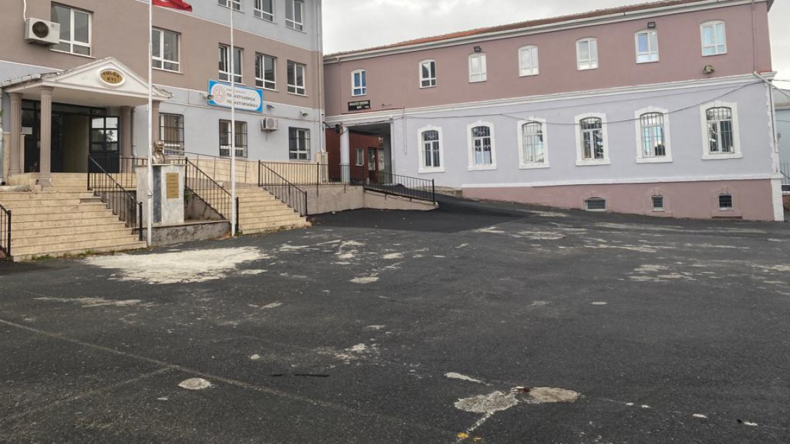 İSTANBUL ARNAVUTKÖY Tolga Eti Ortaokulu Hakkında