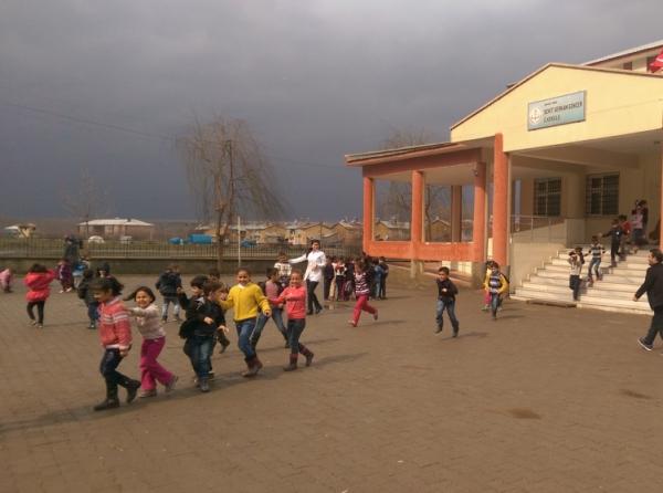 Şehit Serkan Gençer İlkokulu BİNGÖL GENÇ