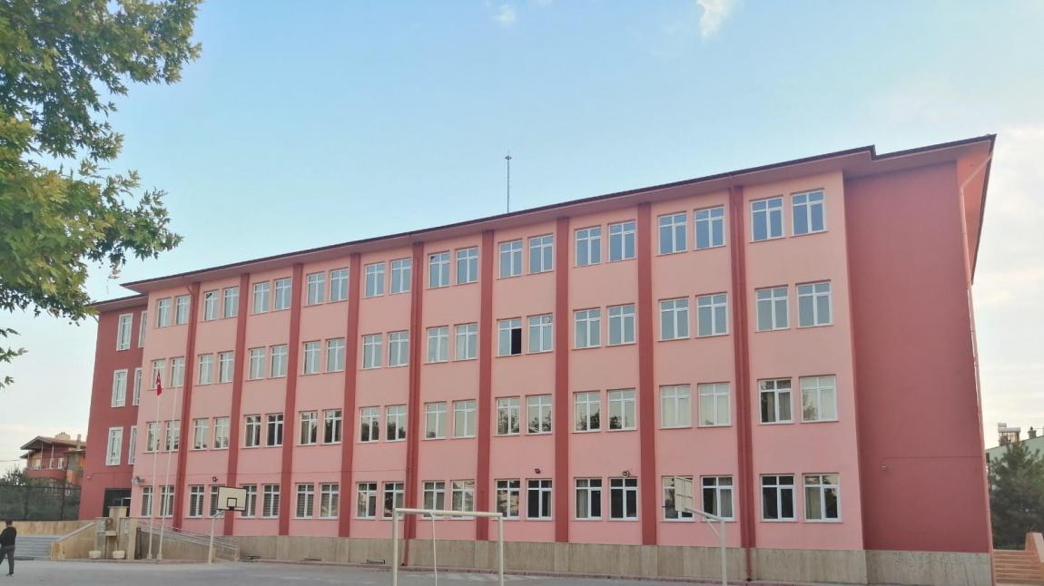 Uhut Mahallesi Ahmet Haşhaş İmam Hatip Ortaokulu KONYA MERAM