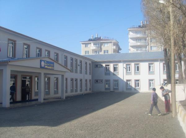 Hacı Ali Akın Ortaokulu VAN İPEKYOLU