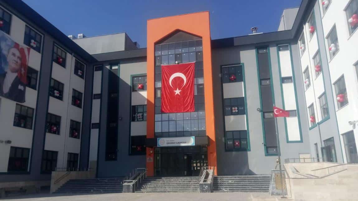 Işıkkent İlkokulu İZMİR BORNOVA