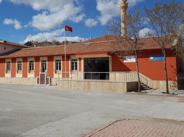 Meram Çayırbağı Tahsin-Özlem Bengisu Emiroğlu Ortaokulu KONYA MERAM