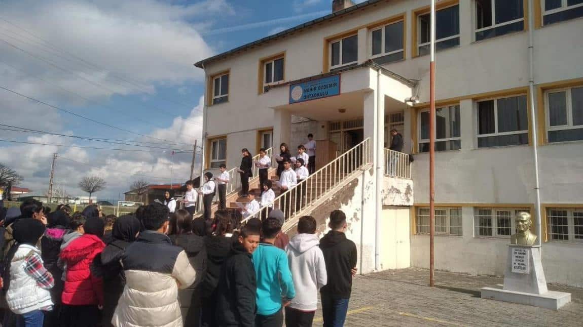 Şehit Jandarma Kıdemli Üsteğmen Mahir Özdemir Ortaokulu ELAZIĞ KARAKOÇAN