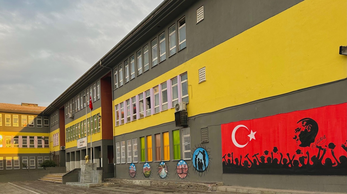 Yenice Merkez İlkokulu ŞANLIURFA EYYÜBİYE