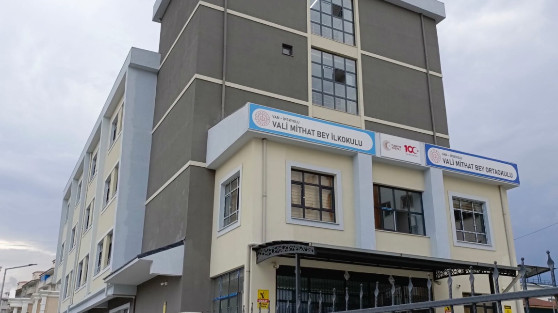 Vali Mithat Bey Ortaokulu VAN İPEKYOLU