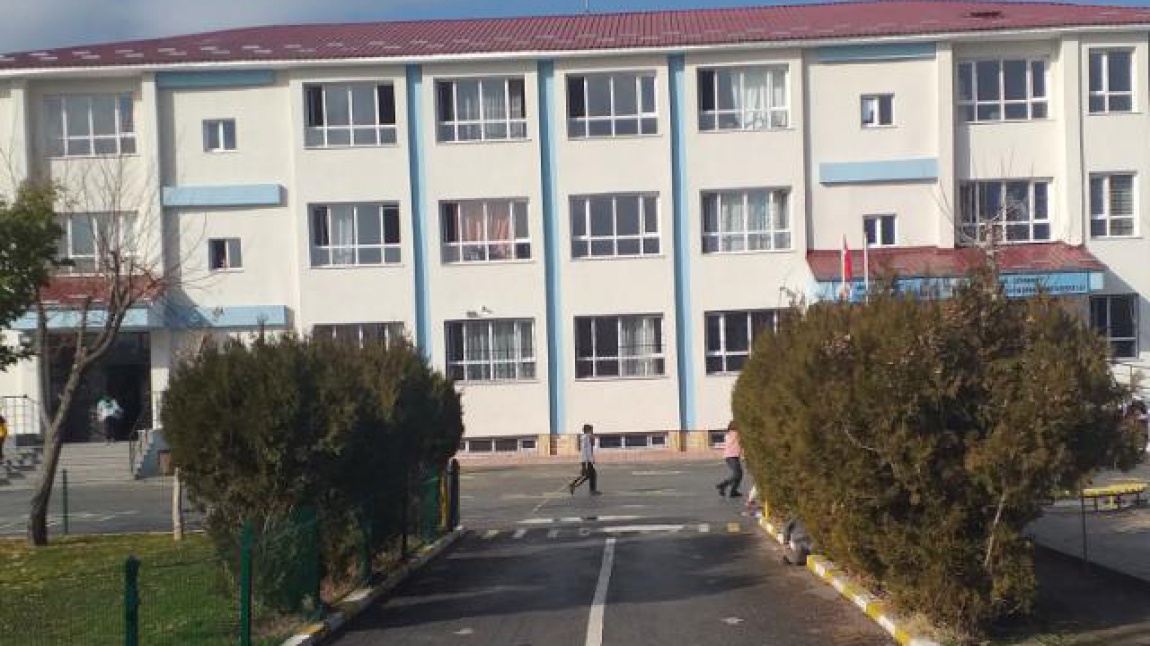 Vakıfbank Ortaokulu VAN EDREMİT