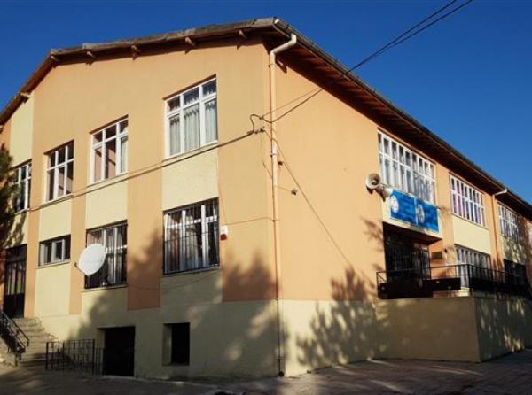 Şehit Ali Turgut Büyükoturak Ortaokulu UŞAK BANAZ