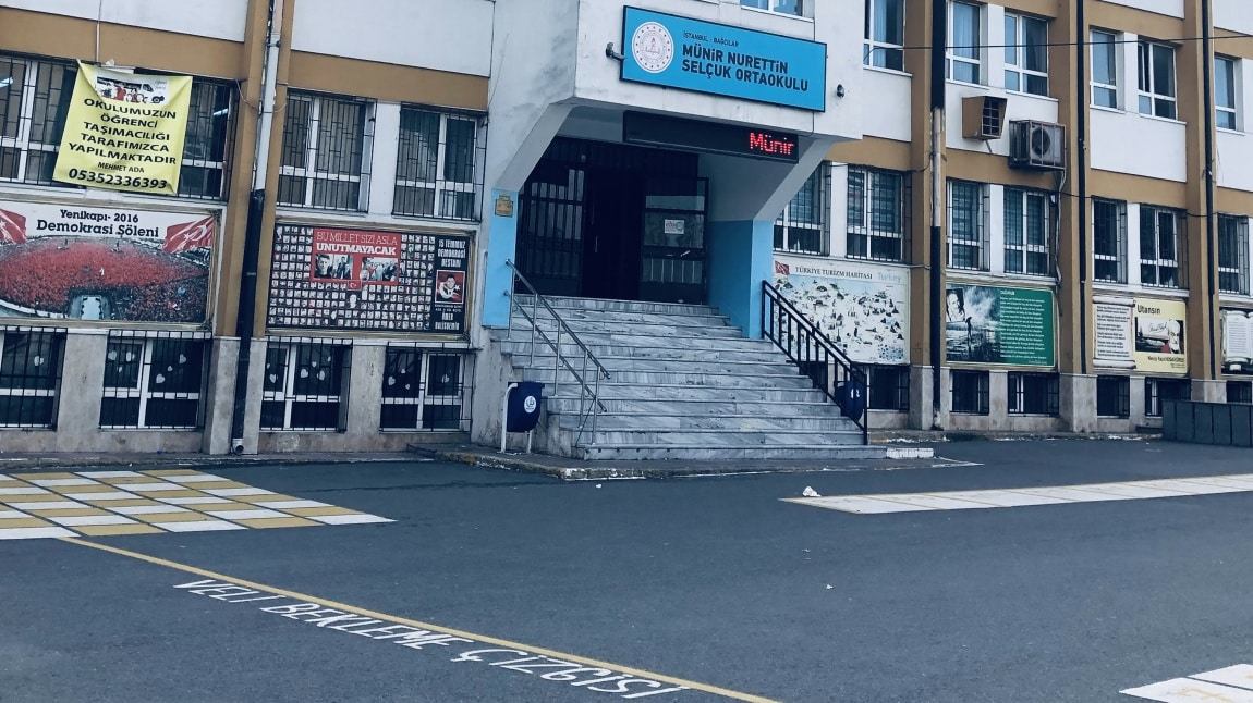 Münir Nurettin Selçuk Ortaokulu İSTANBUL BAĞCILAR