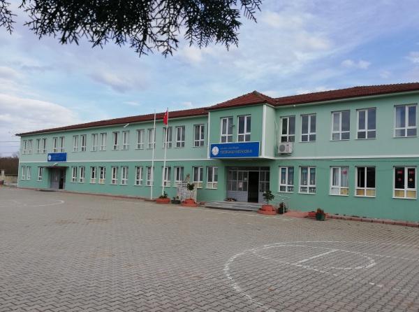 Teketaban İlkokulu SAKARYA KARAPÜRÇEK