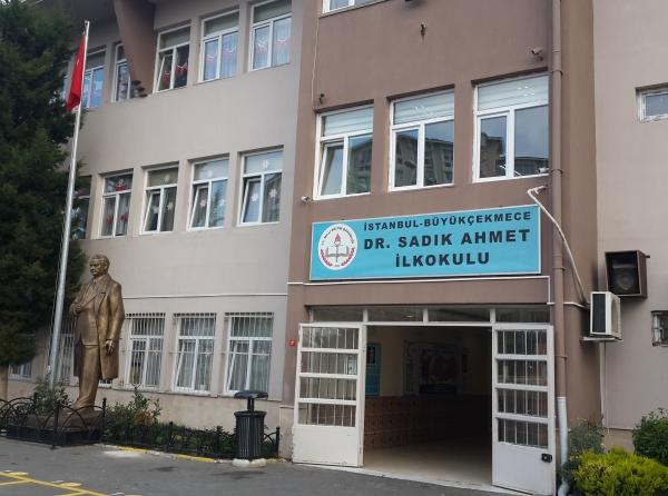 Dr. Sadık Ahmet İlkokulu İSTANBUL BÜYÜKÇEKMECE