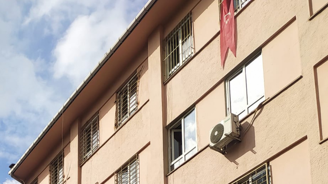 Taksim Ortaokulu İSTANBUL BEYOĞLU