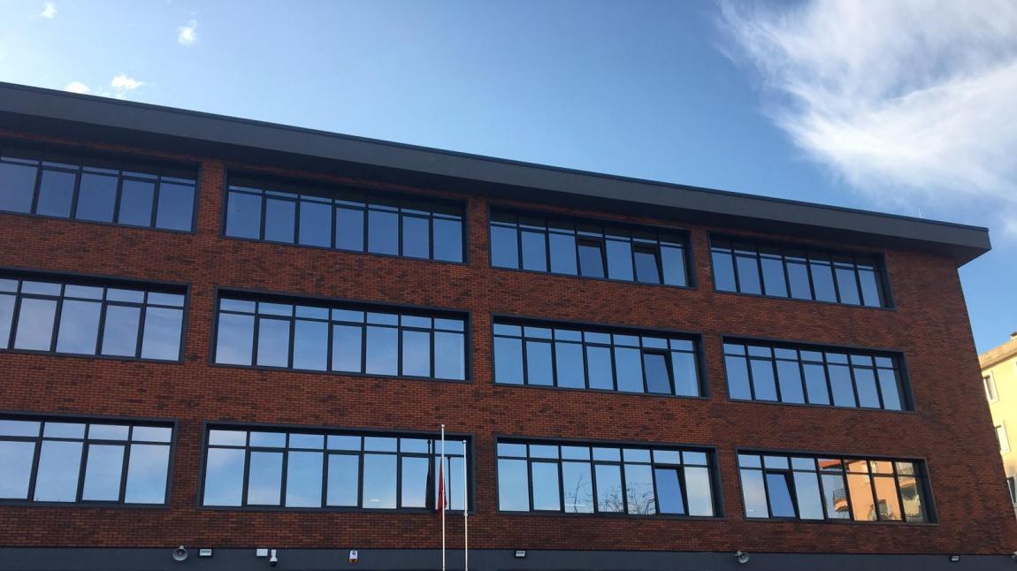 Şehit Öğretmen Şenay Aybüke Yalçın Ortaokulu İSTANBUL BEŞİKTAŞ