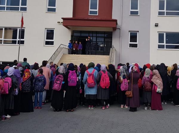 Hoca Ahmet Yesevi İmam Hatip Ortaokulu ERZİNCAN MERKEZ