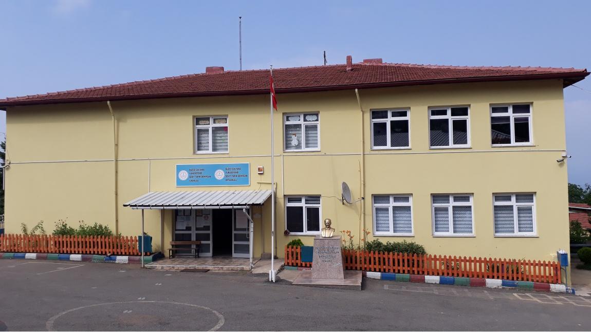 Yunusefendi Şehit Tarık Demircan Ortaokulu DÜZCE GÖLYAKA