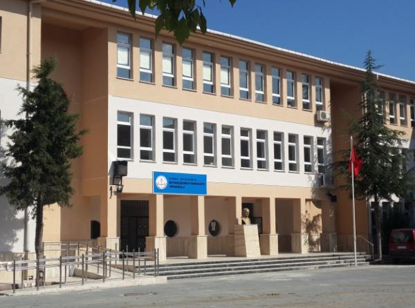 Büyükçekmece İmam Hatip Ortaokulu İSTANBUL BÜYÜKÇEKMECE