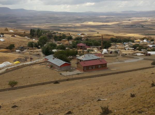 Seyrantepe İlkokulu BİTLİS AHLAT