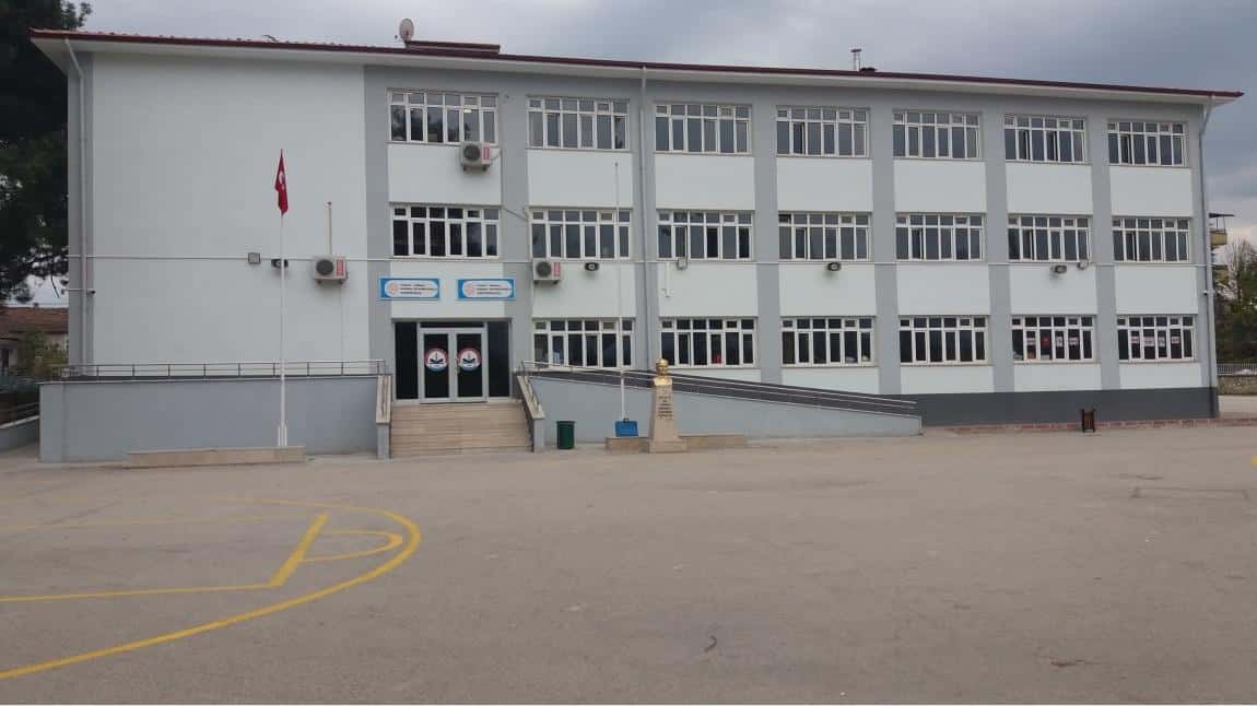 Kemal Kıvırcıoğlu Ortaokulu TOKAT ERBAA