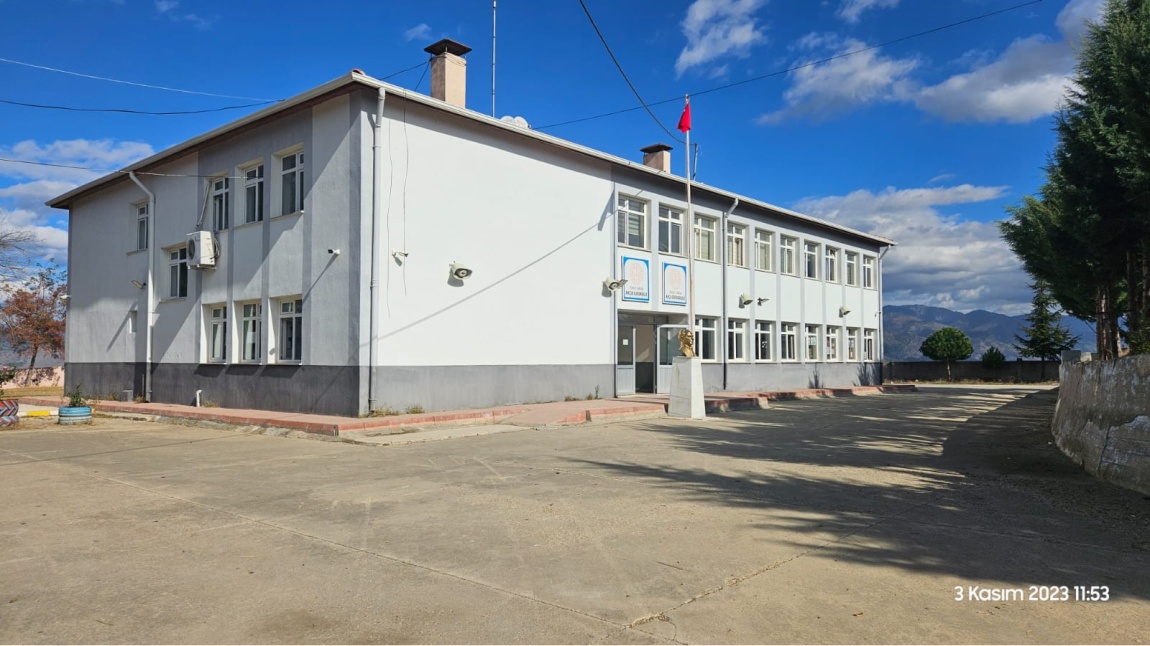 Akça Ortaokulu TOKAT ERBAA
