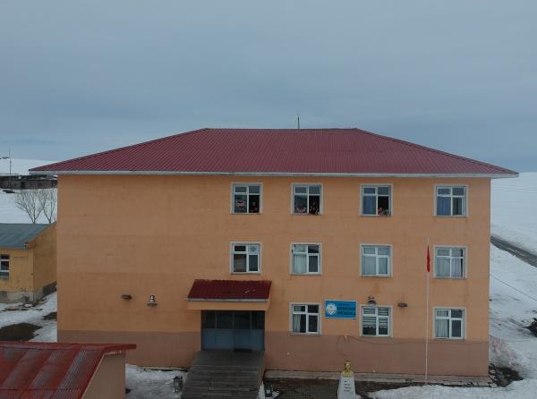 Çiçeklidağ Ortaokulu ARDAHAN HANAK