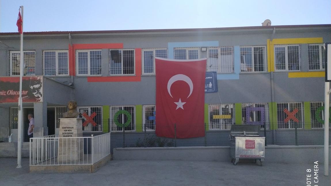 Mehmet Çolakoğlu İlkokulu GAZİANTEP ŞEHİTKAMİL