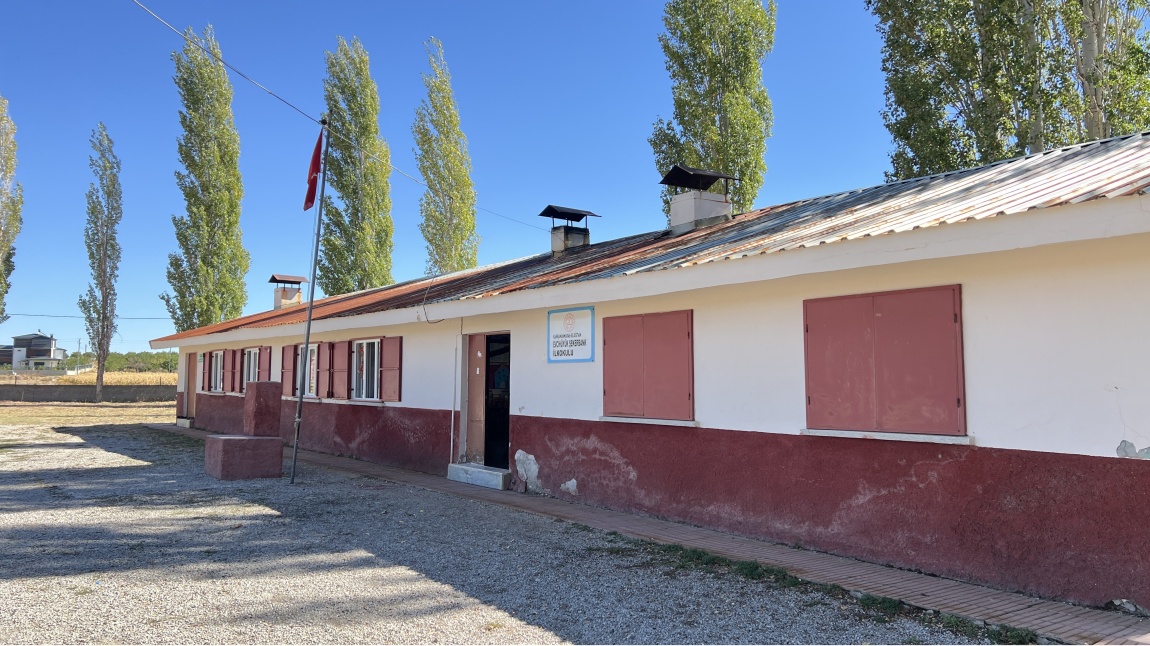 Evcihüyük Şekerbank İlkokulu KAHRAMANMARAŞ ELBİSTAN