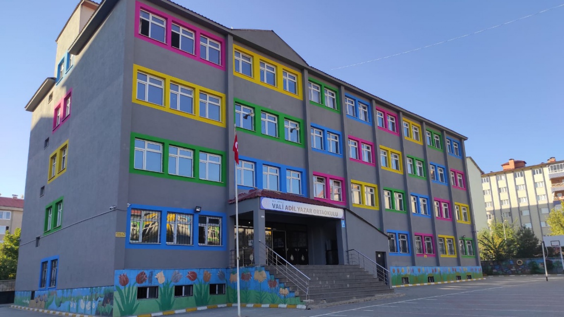 Vali Adil Yazar Ortaokulu MUŞ MERKEZ