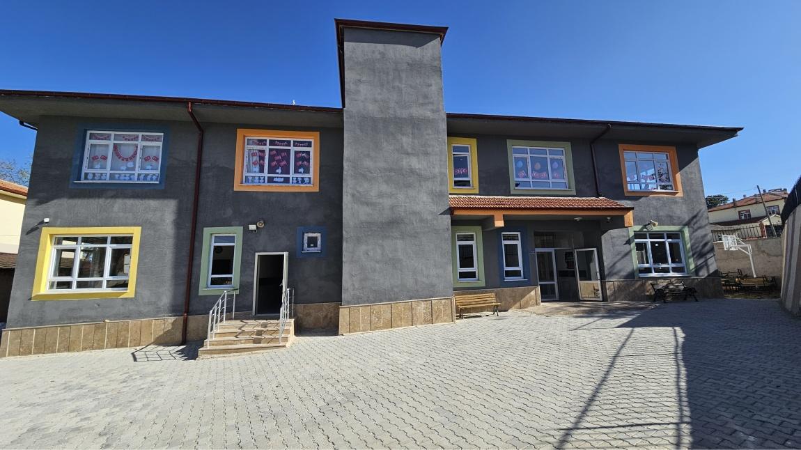 Çeşmecik Vali Kemal Katıtaş İlkokulu KONYA KADINHANI