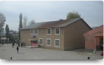 Hürriyet Ortaokulu MUŞ VARTO