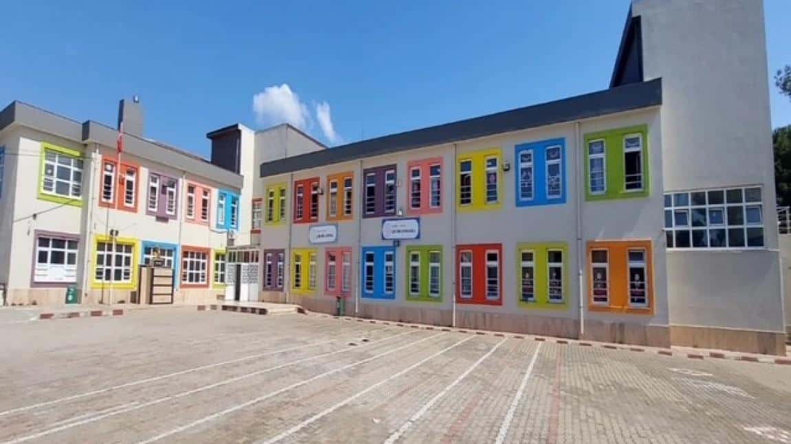 Çardak İlkokulu ÇANAKKALE LAPSEKİ
