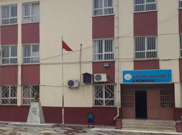 Öğretmen İhsan Özdemir İlkokulu ŞANLIURFA EYYÜBİYE