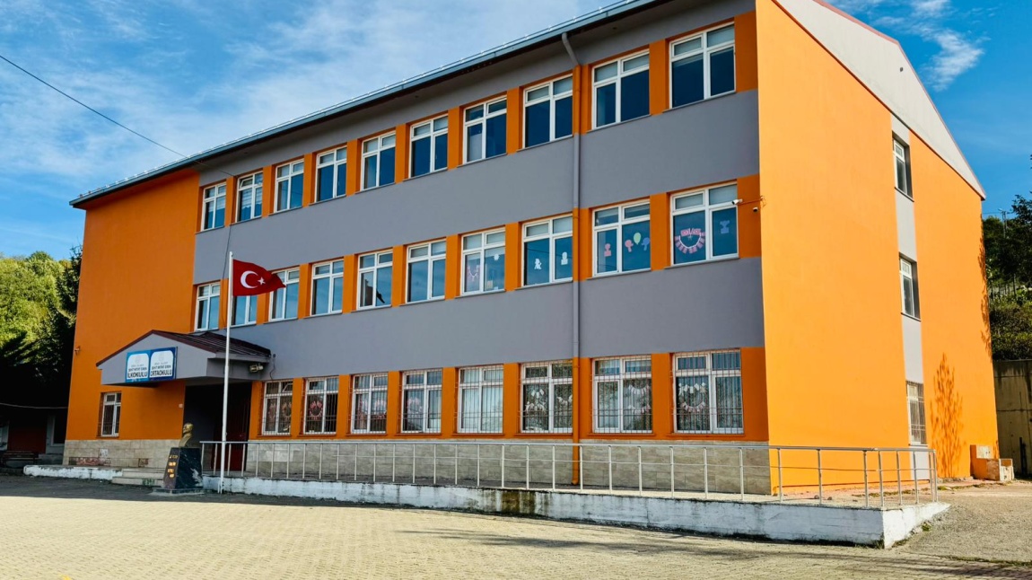 Şehit Mitat Eren İlkokulu ORDU ULUBEY