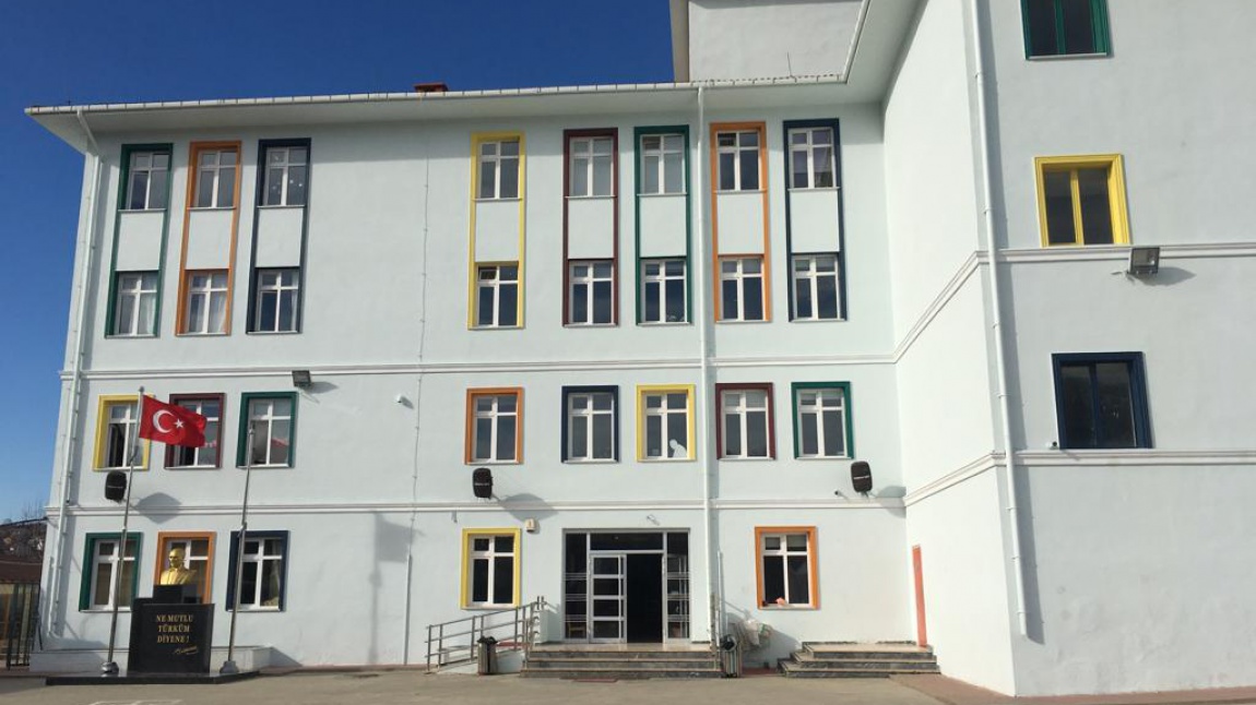 Zekeriyaköy Ortaokulu İSTANBUL SARIYER