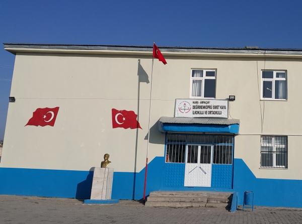 Değirmenköprü İsmet Kaya İlkokulu KARS ARPAÇAY