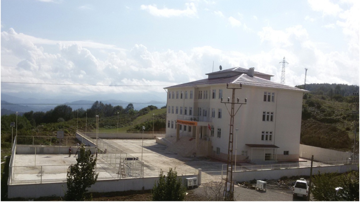 Güzelyurt Ortaokulu ORDU GÖLKÖY