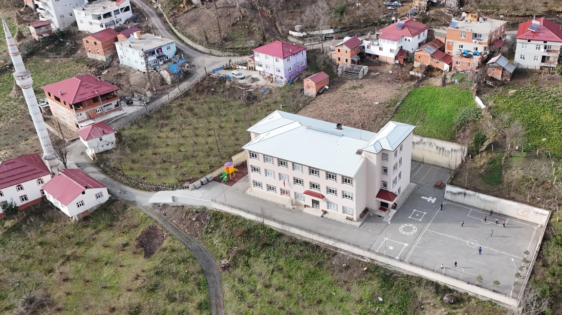 İlküvez Taşkesiği İlkokulu ORDU ÇAYBAŞI