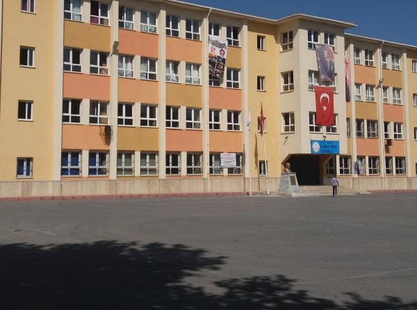 Cengiz Topel Ortaokulu İSTANBUL SANCAKTEPE