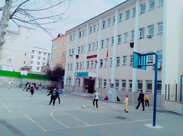 Şehit Selçuk Beki Ortaokulu İSTANBUL PENDİK